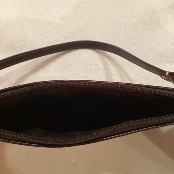 Vintage Coach Wristlet Gold Pattern - Picture 6 of 7